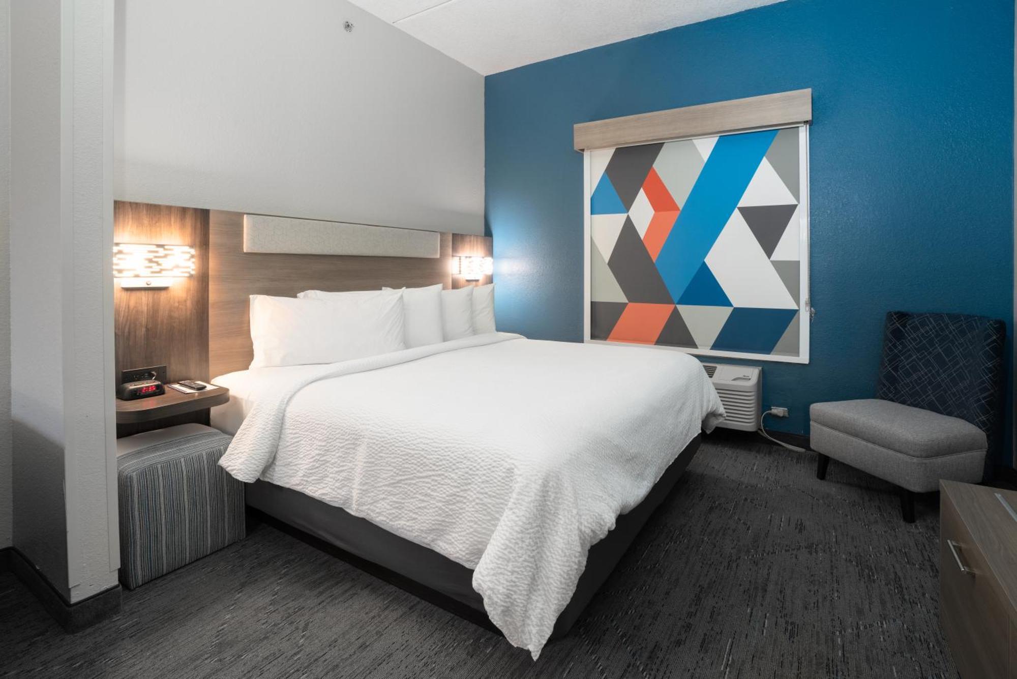 Express & Orange - Deltona By Ihg Hotel